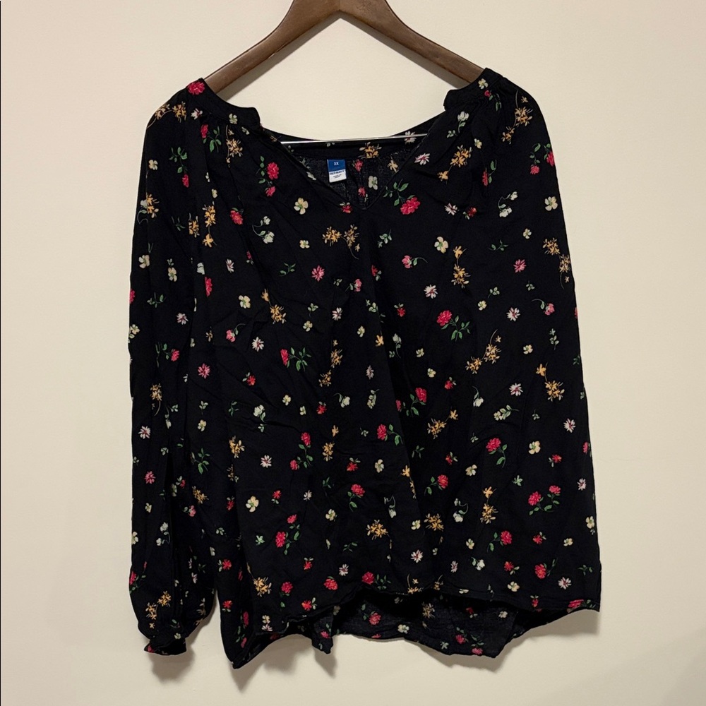 Old Navy Black Floral Peasant Blouse
